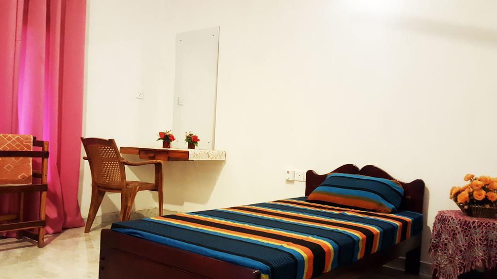 Kassapa Home Stay Sigiriya Esterno foto