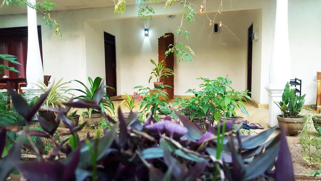 Kassapa Home Stay Sigiriya Esterno foto